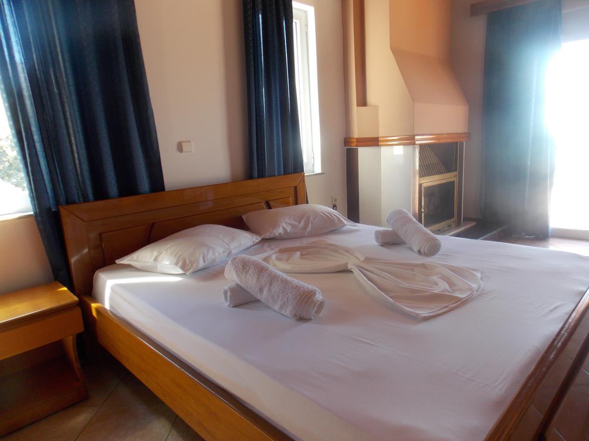 Hotel Dea Sarandë Eksteriør billede
