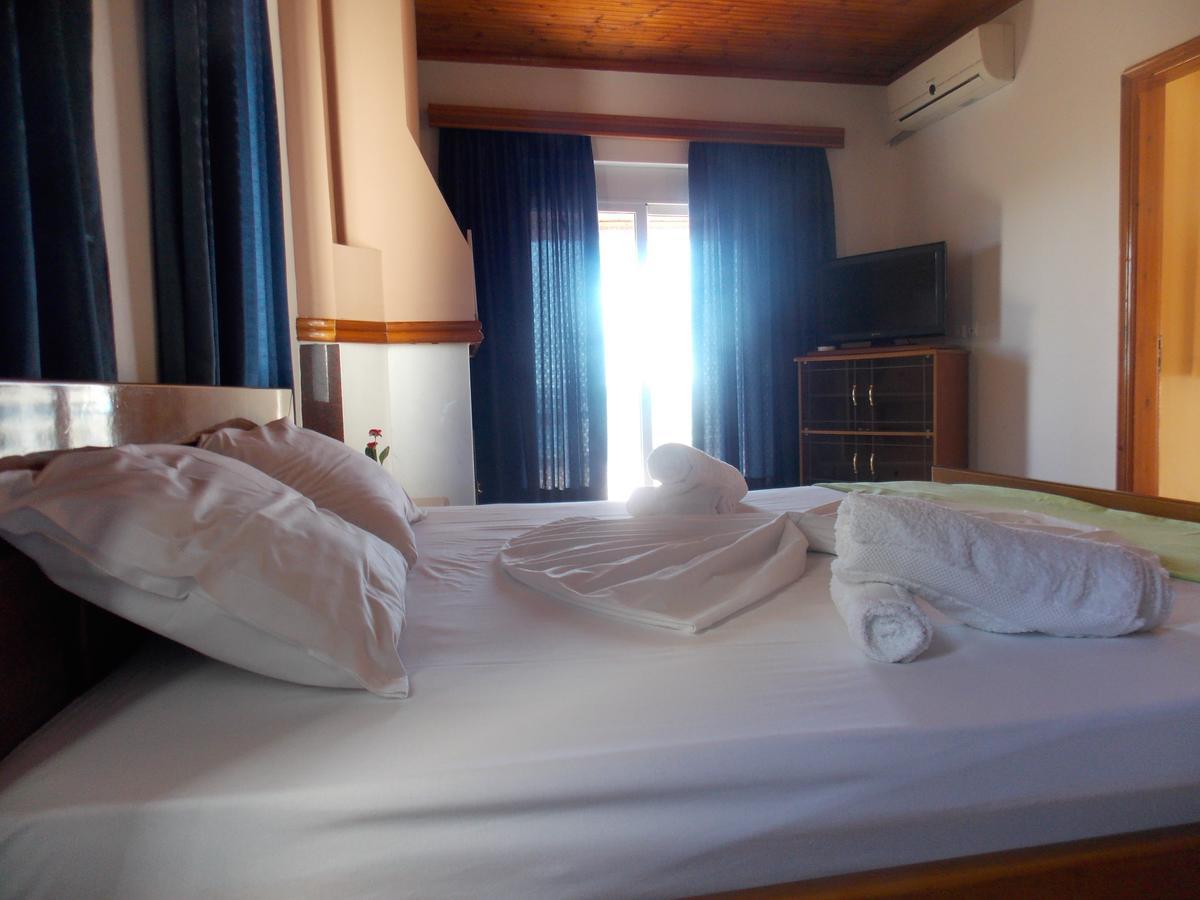 Hotel Dea Sarandë Eksteriør billede