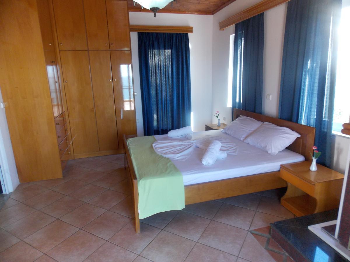 Hotel Dea Sarandë Eksteriør billede