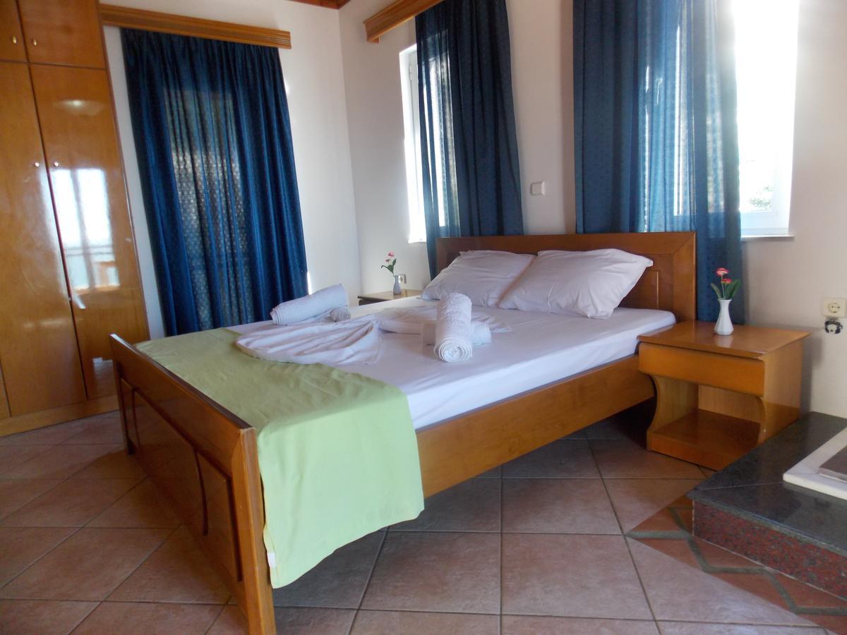 Hotel Dea Sarandë Eksteriør billede
