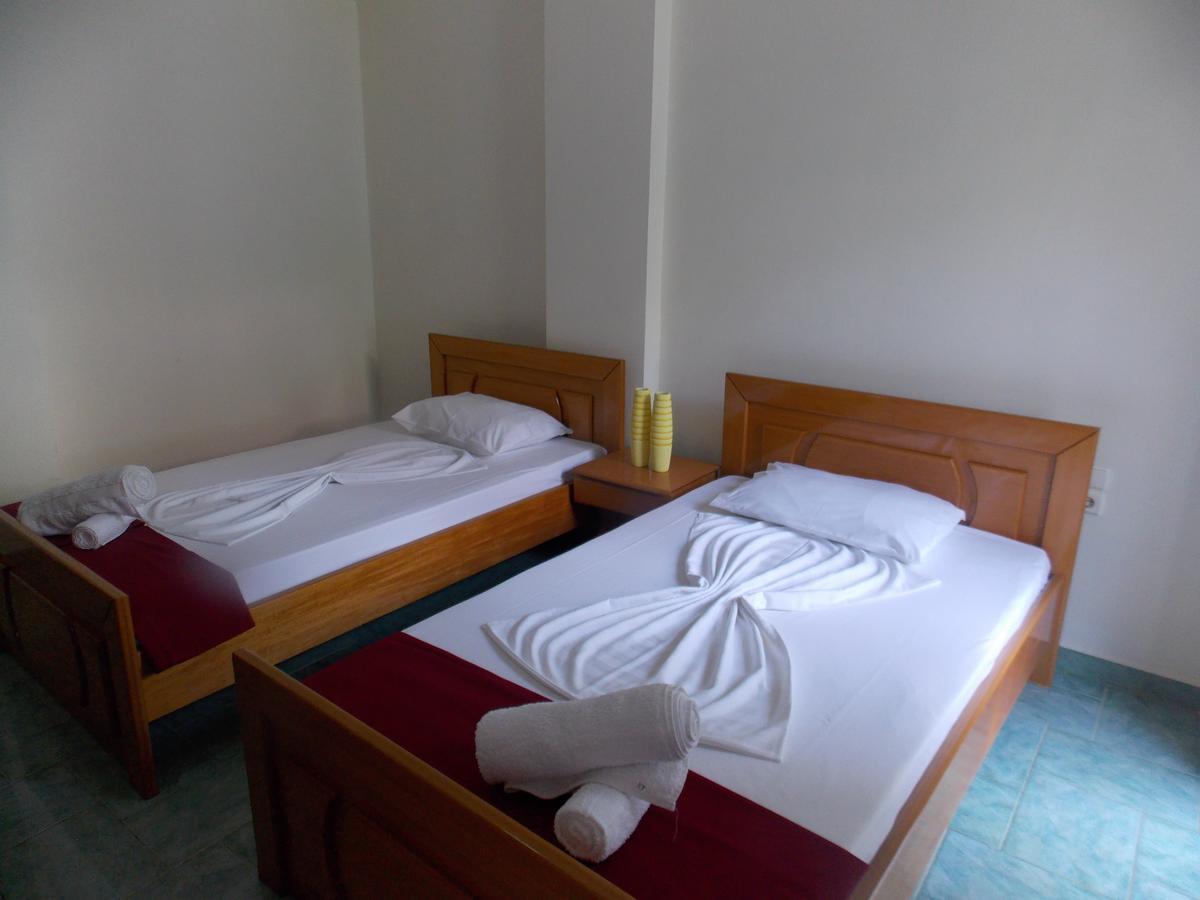 Hotel Dea Sarandë Eksteriør billede